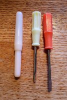 (image for) Set, 2 Screwdrivers and 1 Seam Ripper, Item SSS2