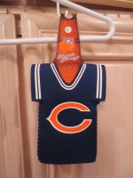 (image for) 2 NFL Bears Insulated Sleeve Beer Bottle Jersey Covers (110)